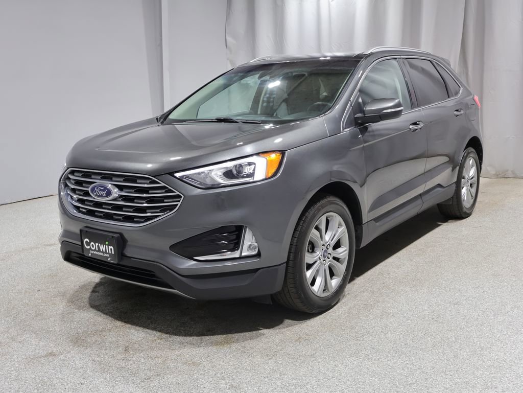 Used 2019 Ford Edge Titanium w/ Cold Weather Package AWD/4WD image 7