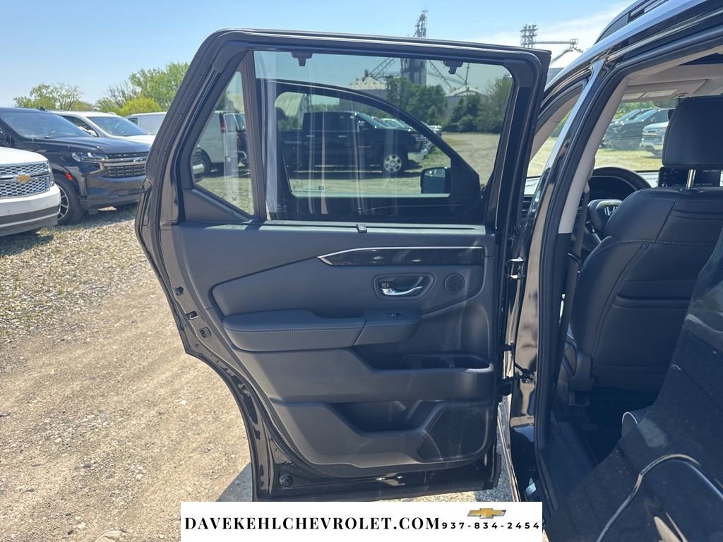 Used 2025 Honda Pilot Elite image 75