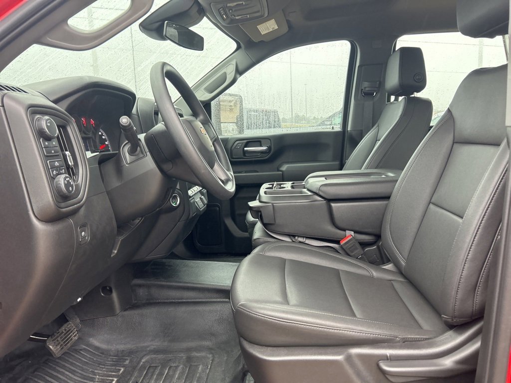 Used 2024 Chevrolet Silverado 3500 W/T image 14