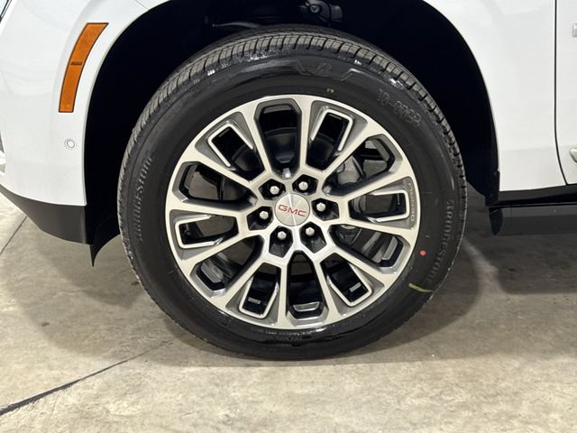 New 2026 GMC Yukon XL Denali w/ Sun & Power Step Package RWD image 34
