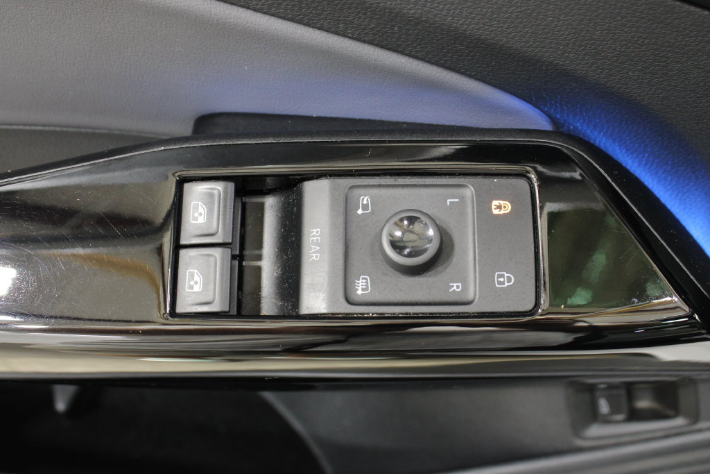 Used 2021 Volkswagen ID.4 Pro S RWD image 18