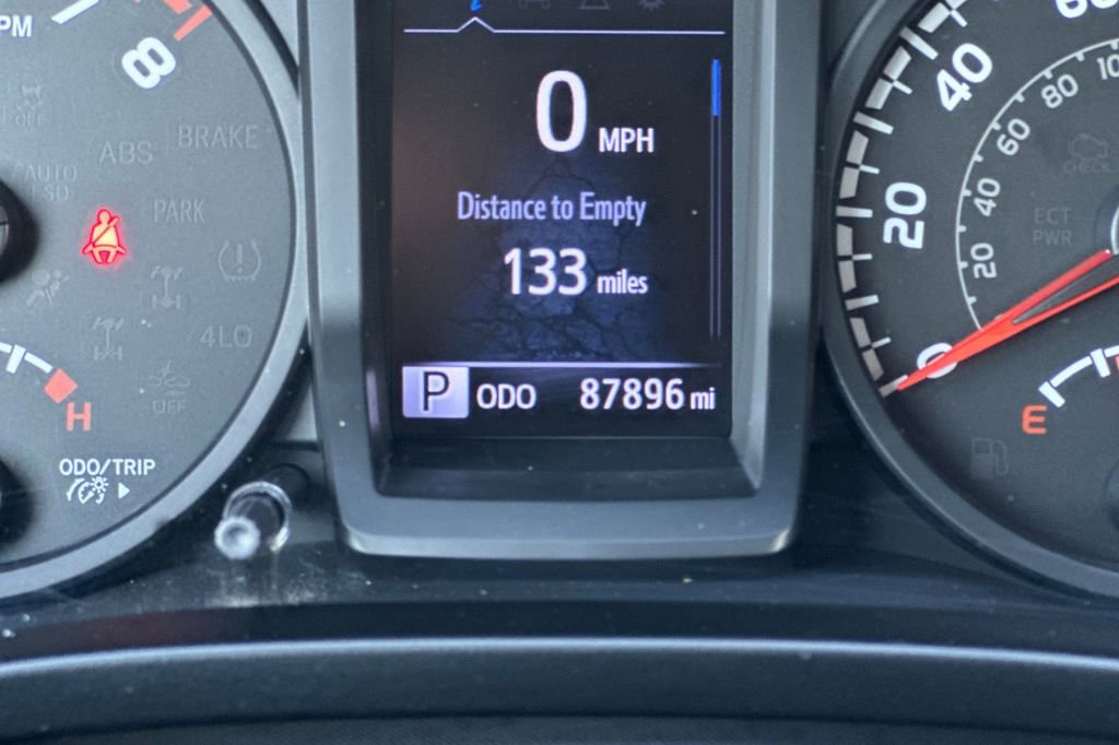 Used 2019 Toyota Tacoma SR w/ SR Convenience Package image 26