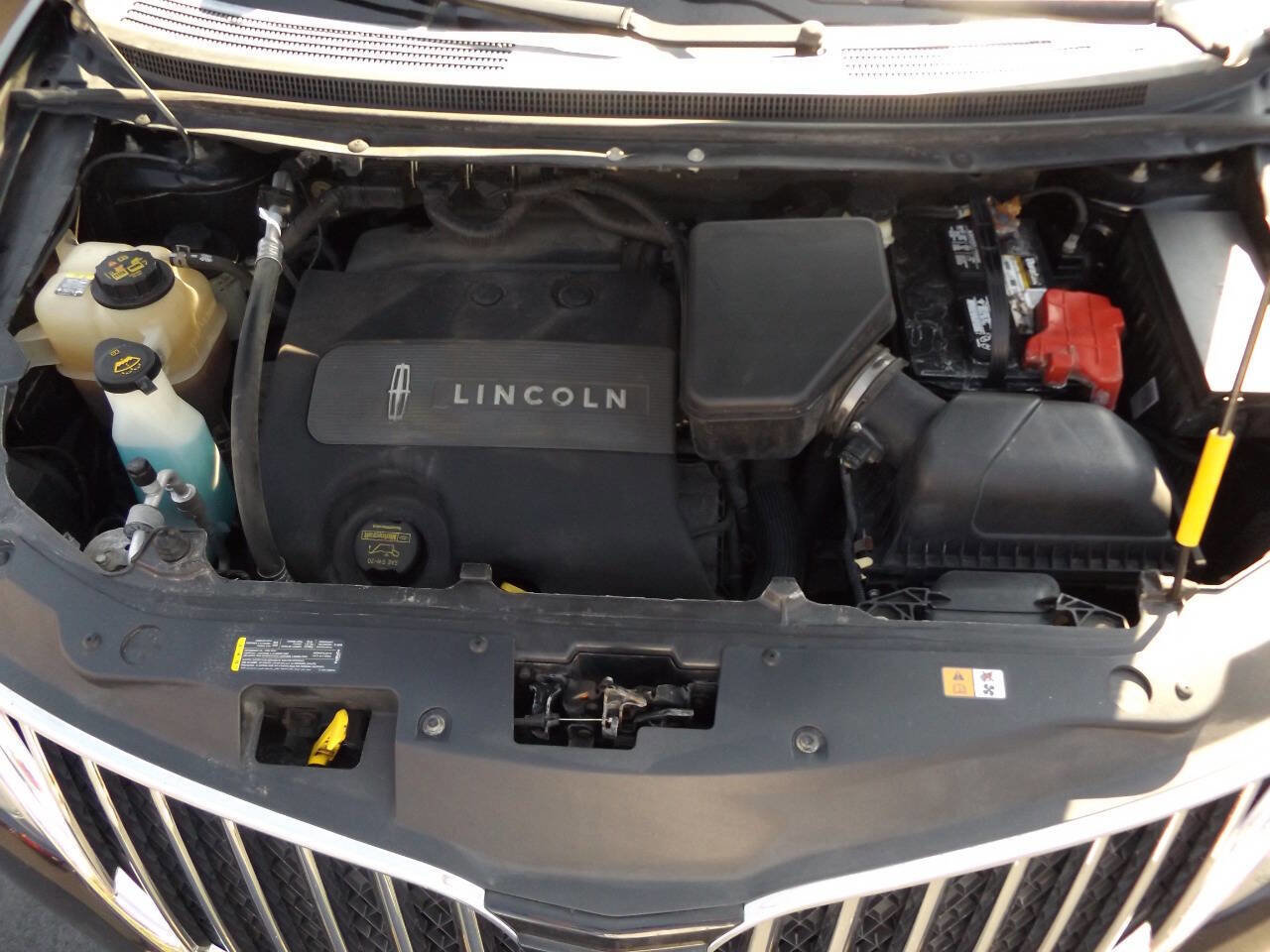 Used 2013 Lincoln MKX AWD image 30