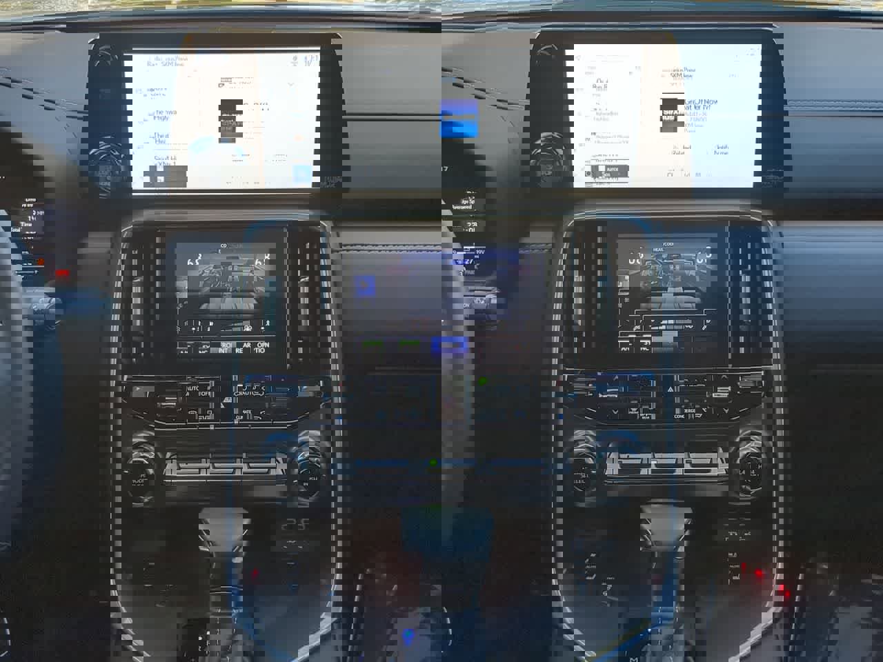 Used 2025 Lexus LX 600 4WD w/ Premium Package image 30