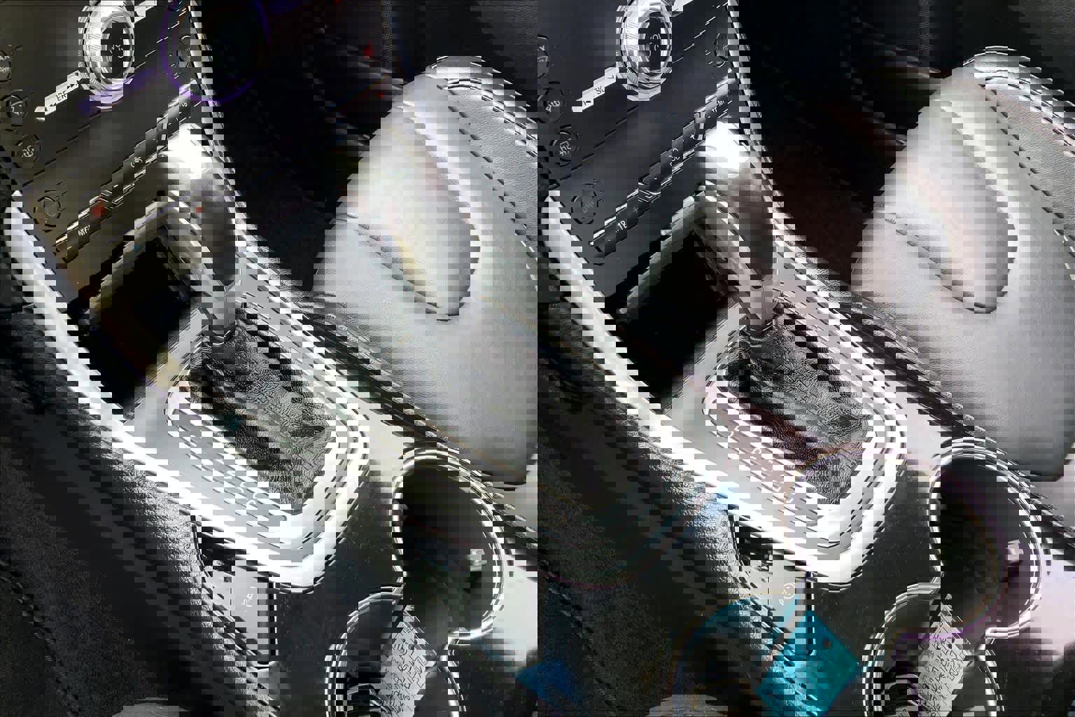 Used 2017 Ford Edge Titanium w/ Technology Package image 28