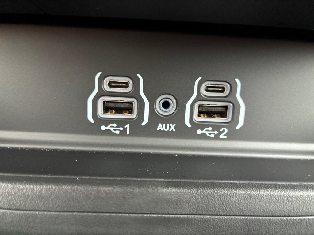 New 2027 RAM 3500 Laramie AWD/4WD image 6