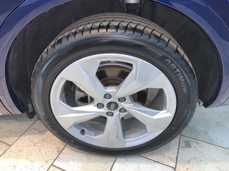Used 2022 Audi Q5 2.0T Premium Plus w/ Premium Plus Package image 11