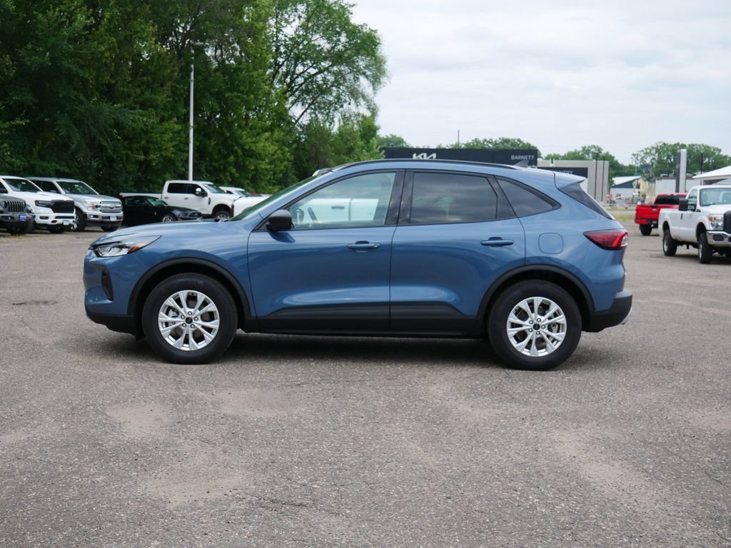 Certified 2025 Ford Escape Active w/ Tech Pack #1 AWD/4WD image 5