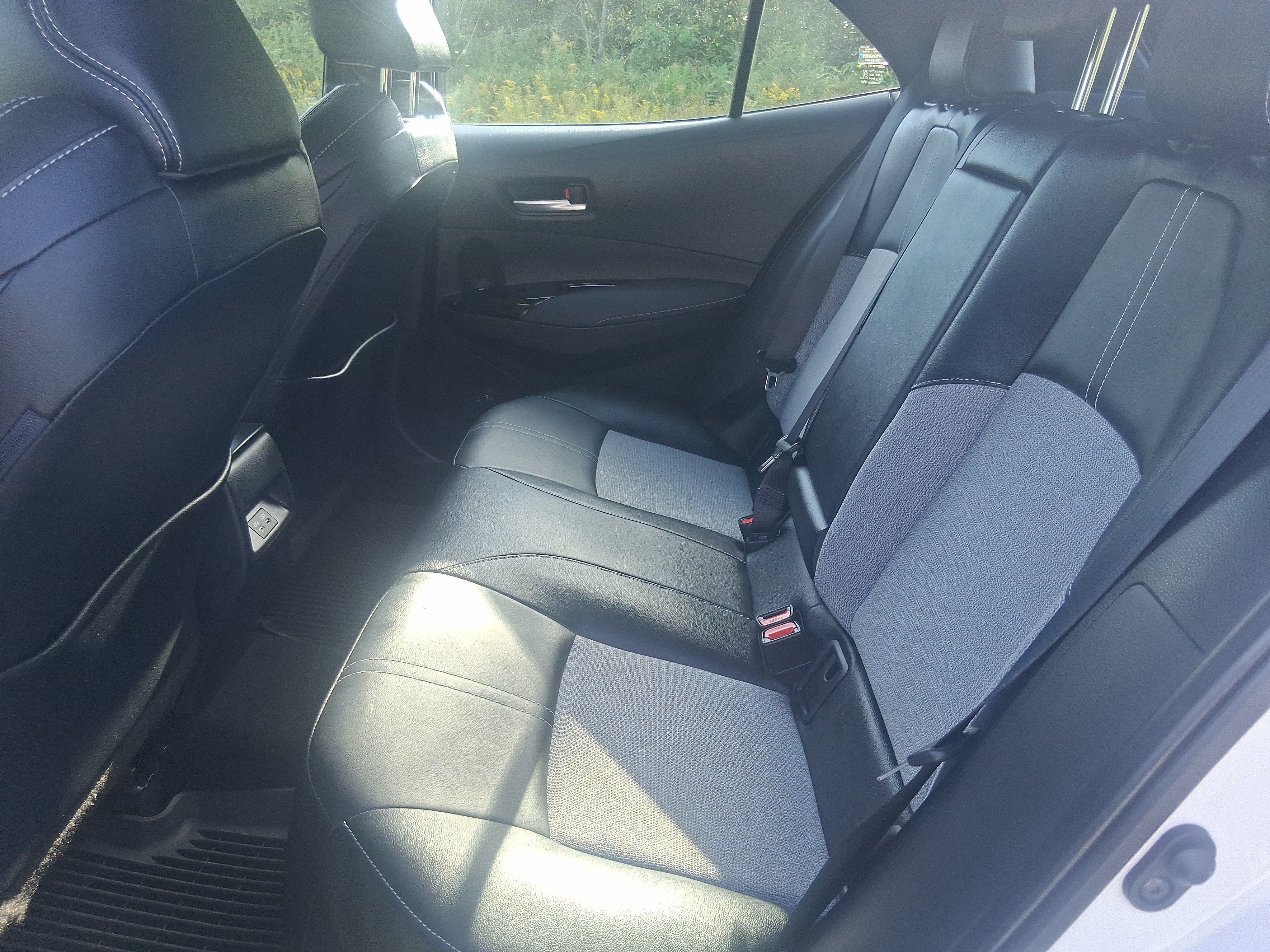 Used 2024 Toyota Corolla XSE FWD image 16