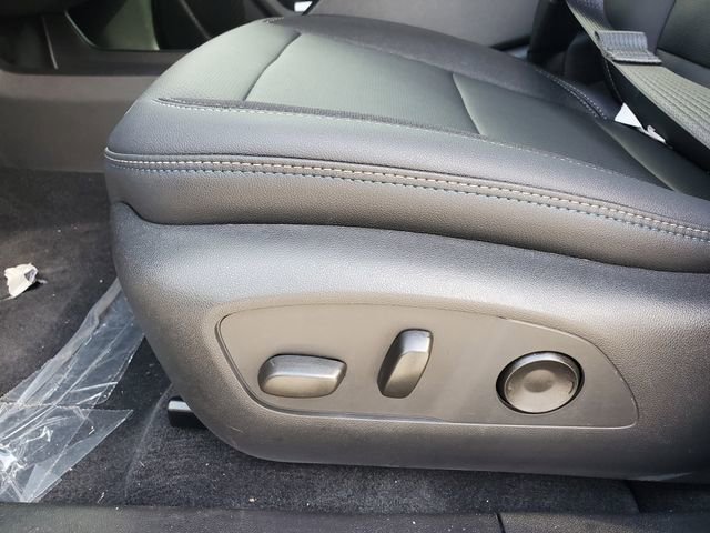 New 2026 Chevrolet Equinox EV LT image 8