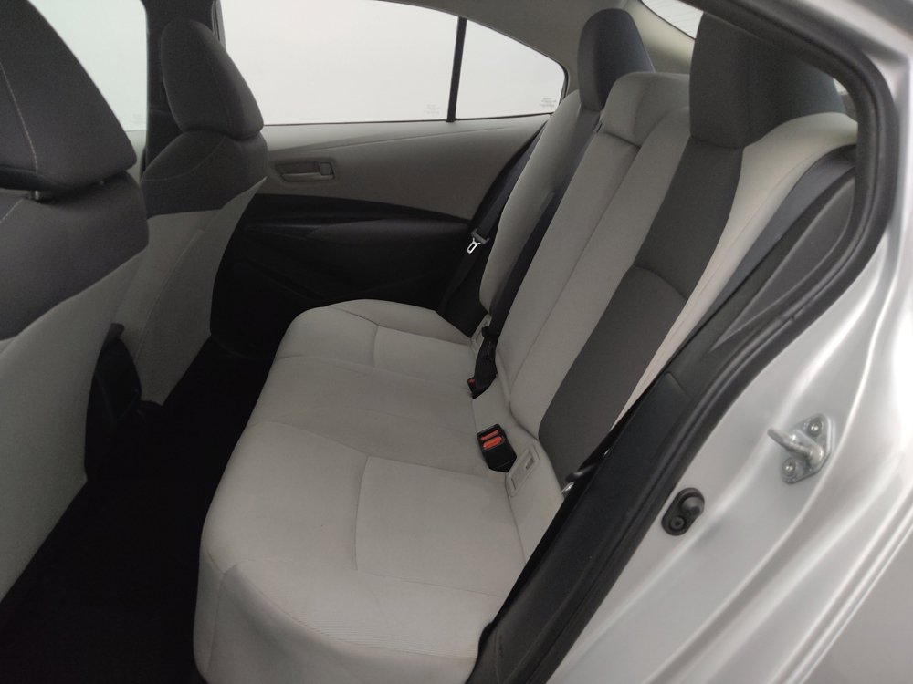 Used 2022 Toyota Corolla LE FWD image 18