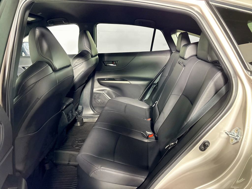 Used 2024 Toyota Venza Nightshade image 19