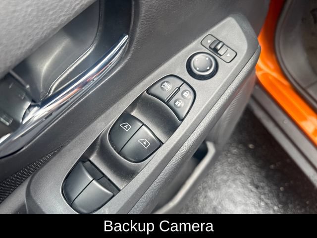 Used 2021 Nissan Kicks SV FWD image 13