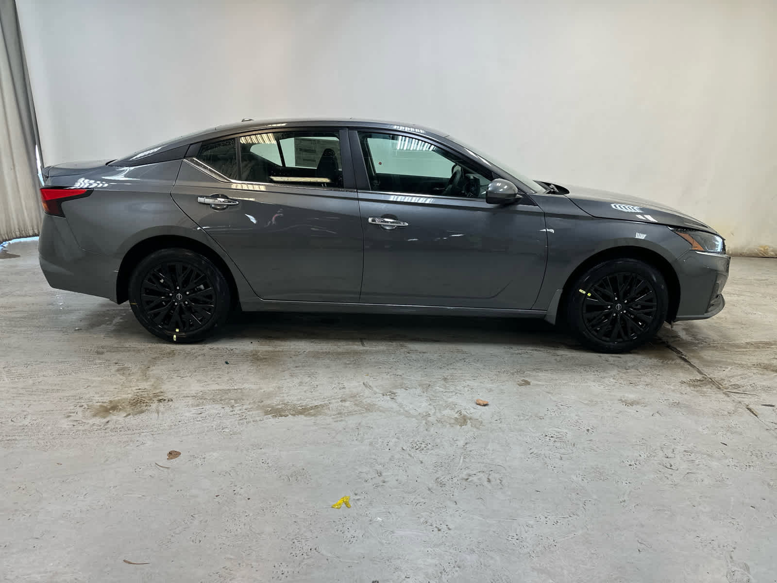 New 2025 Nissan Altima 2.5 SV AWD/4WD image 9