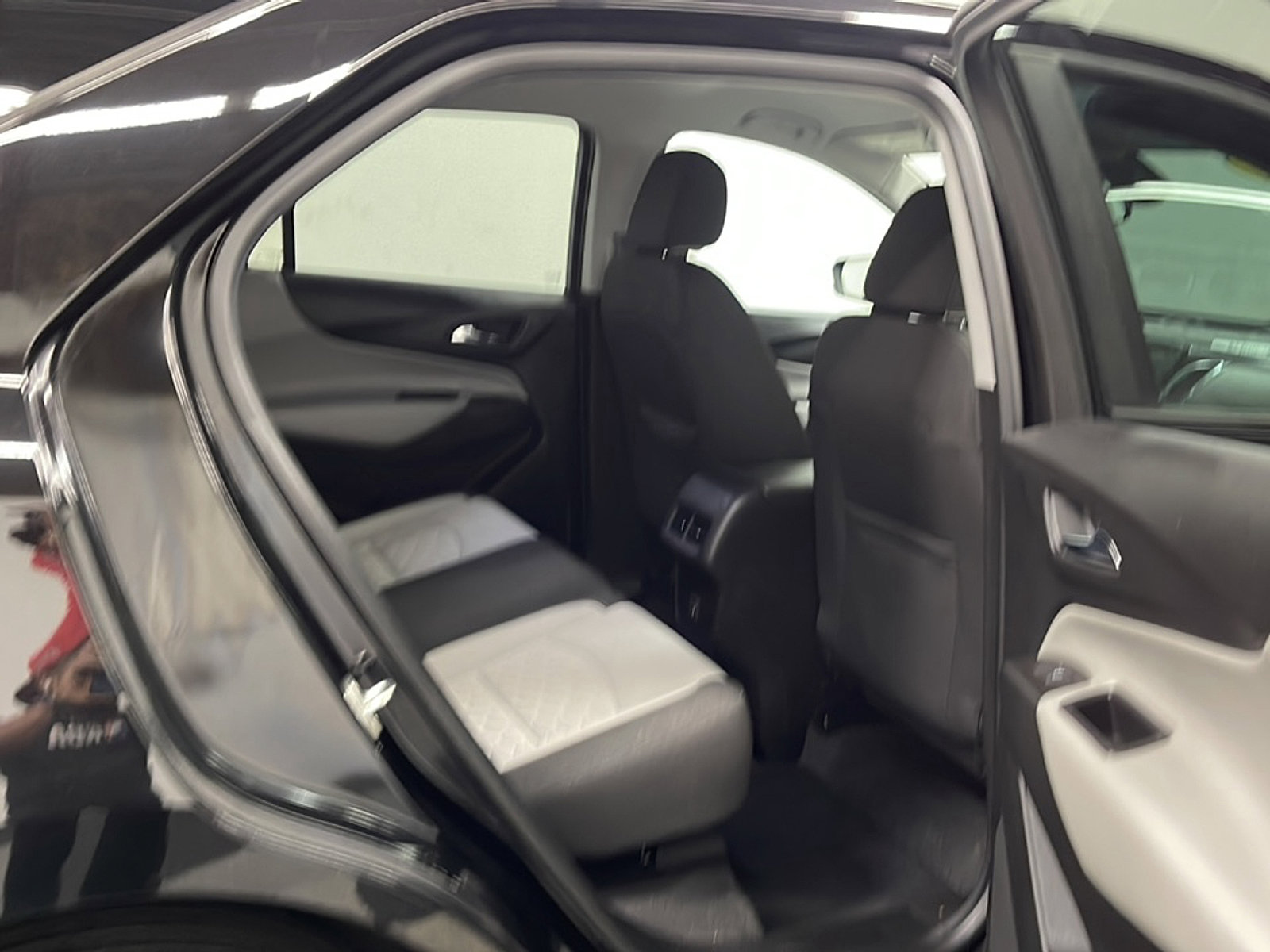 Used 2020 Chevrolet Equinox LS w/ LS Convenience Package FWD image 15