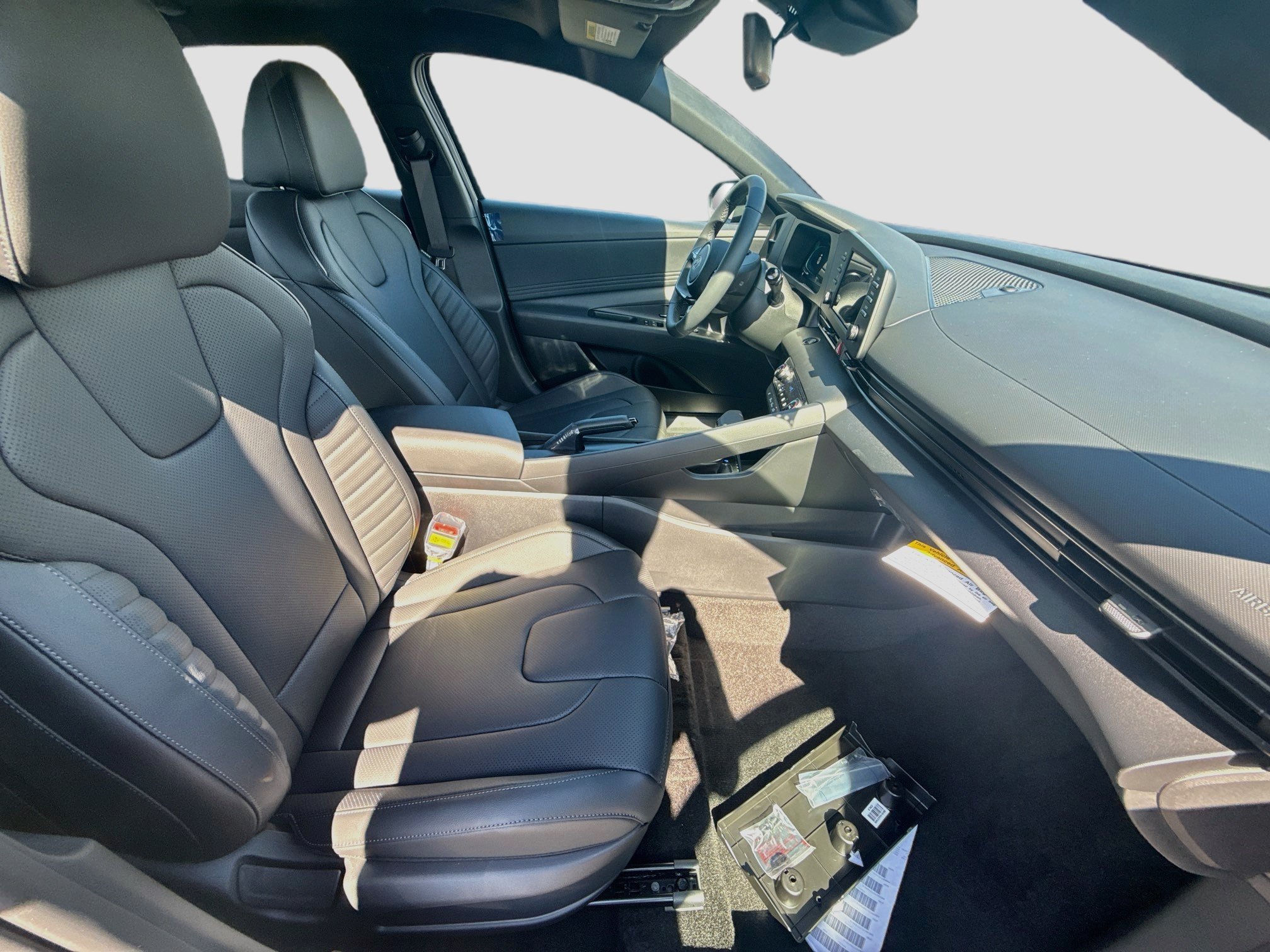 New 2026 Hyundai Elantra SEL Sport FWD image 20