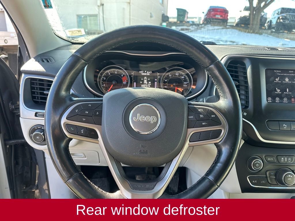 Used 2021 Jeep Cherokee Latitude Plus image 12