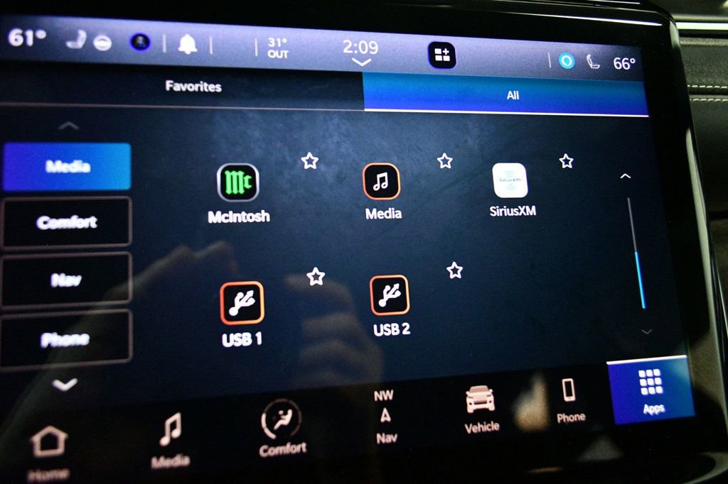 Used 2021 Jeep Grand Cherokee L Overland w/ Luxury Tech Group IV image 60