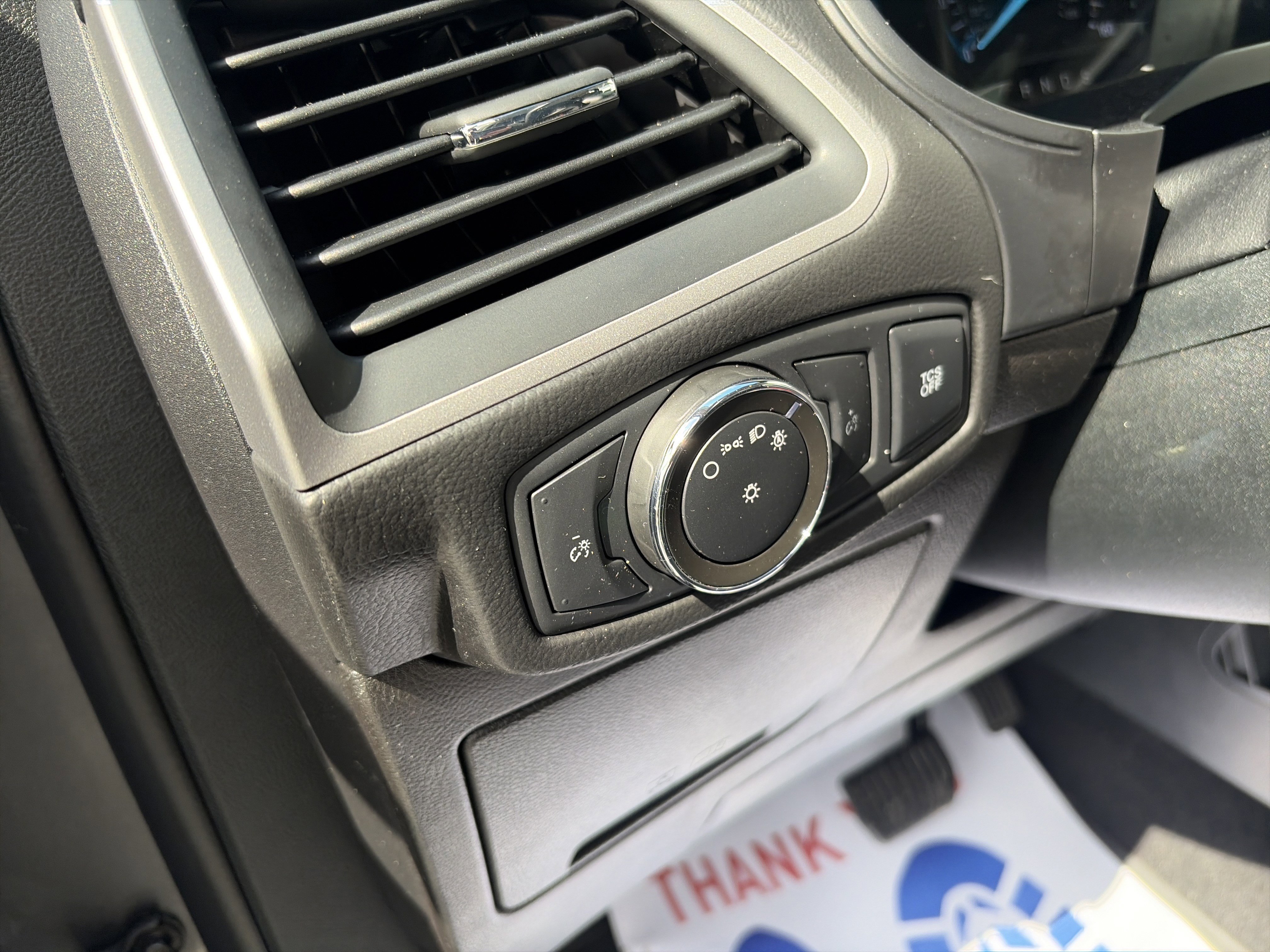 Used 2022 Ford Edge SE w/ Black Appearance Package image 22