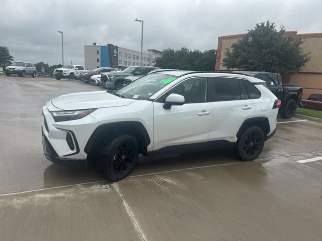 Used 2023 Toyota RAV4 SE AWD/4WD image 7