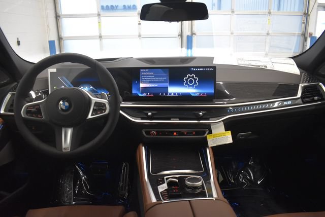 New 2027 BMW X6 xDrive40i w/ Climate Comfort Package AWD/4WD image 5