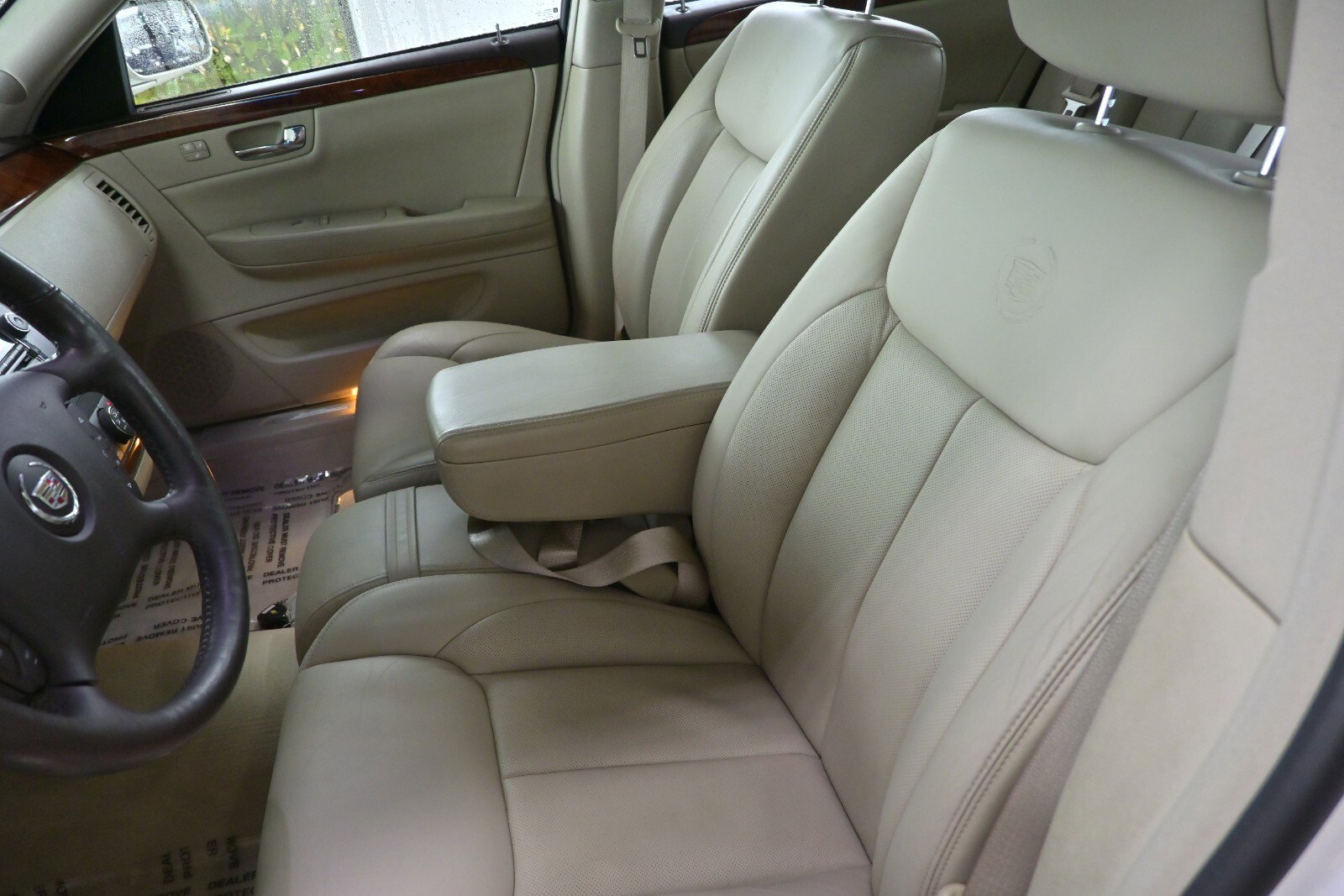 Used 2007 Cadillac DTS Luxury I w/ Trunk Convenience Package image 7