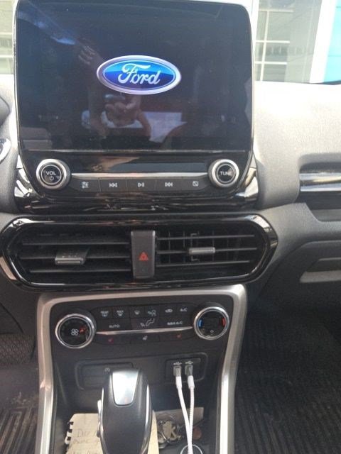 Used 2021 Ford EcoSport Titanium w/ Interior Protection Package image 12