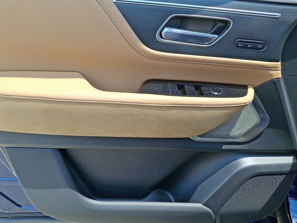 New 2025 INFINITI QX80 Sensory w/ Exterior Package image 8