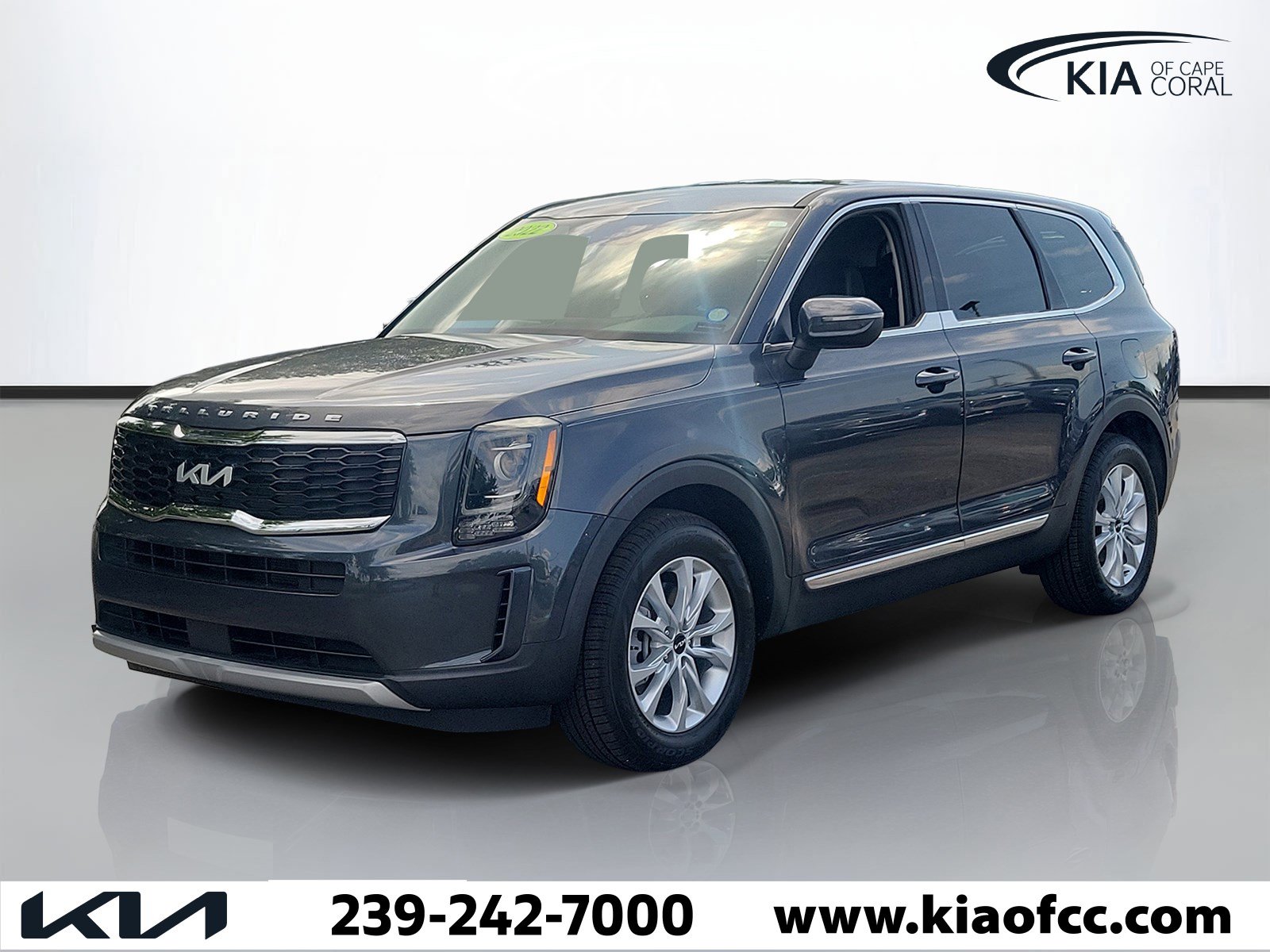 Used 2022 Kia Telluride LX FWD image 3