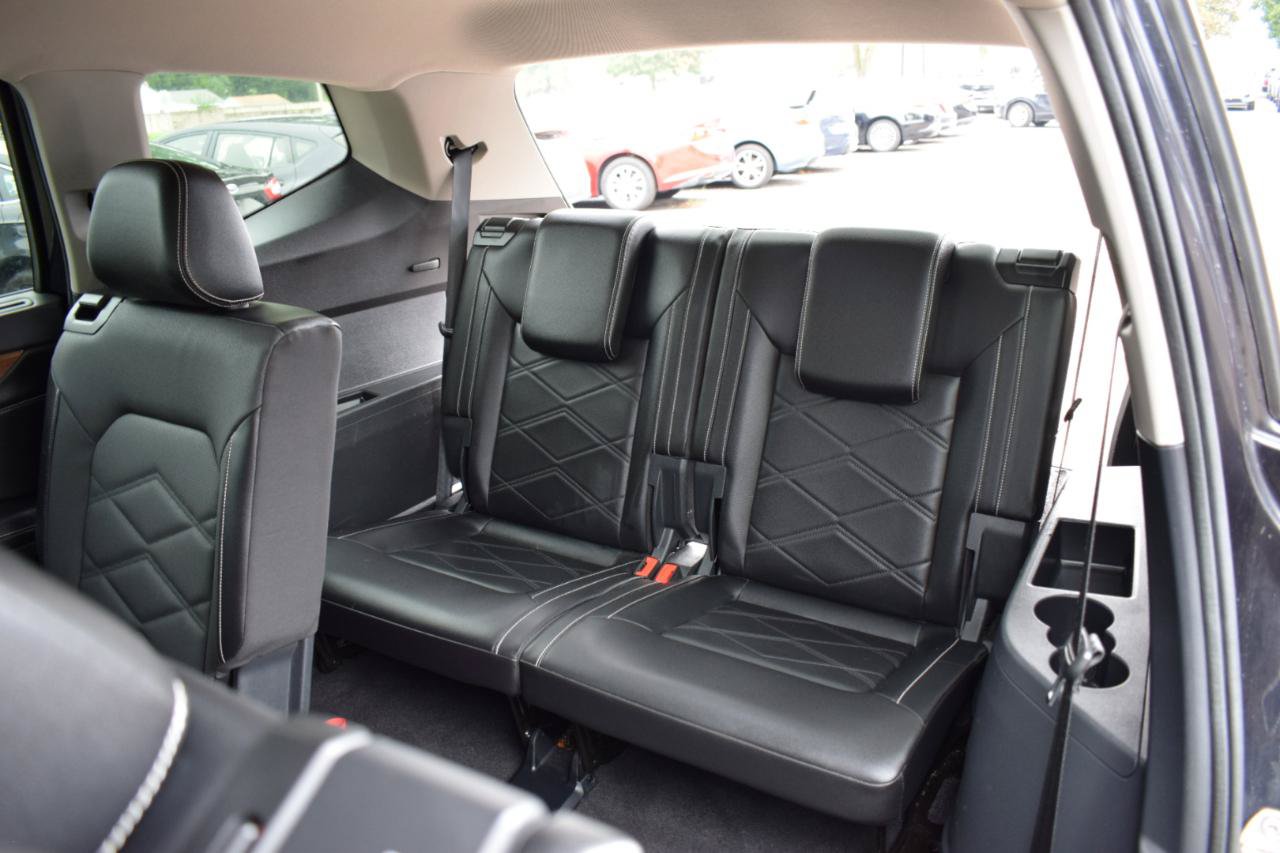 Used 2024 Volkswagen Atlas SE AWD/4WD image 36