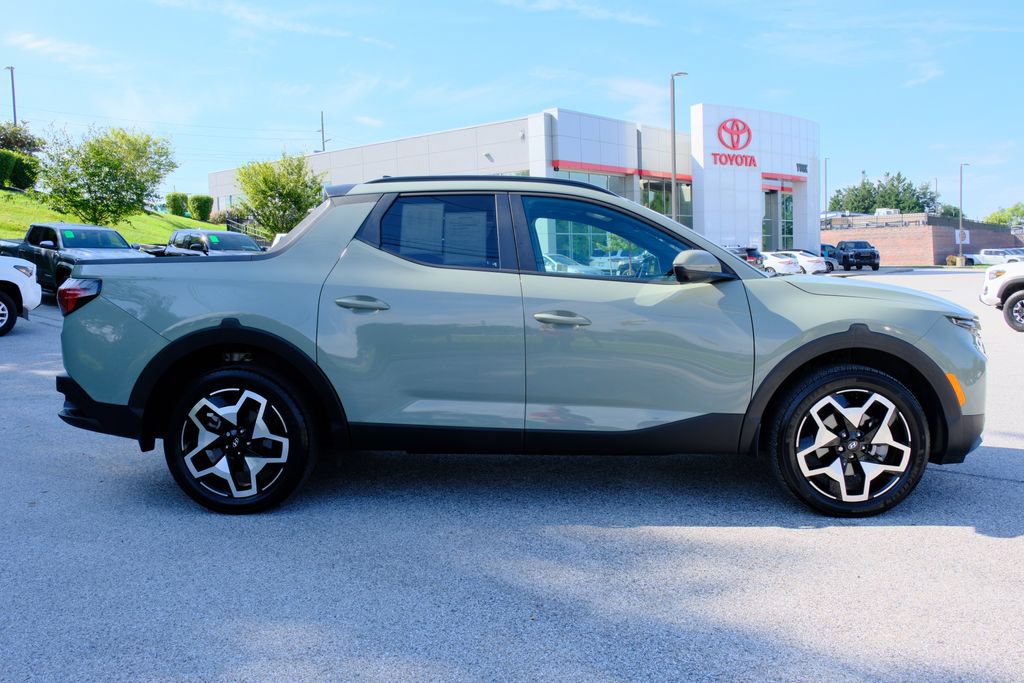 Used 2024 Hyundai Santa Cruz Limited AWD/4WD image 2