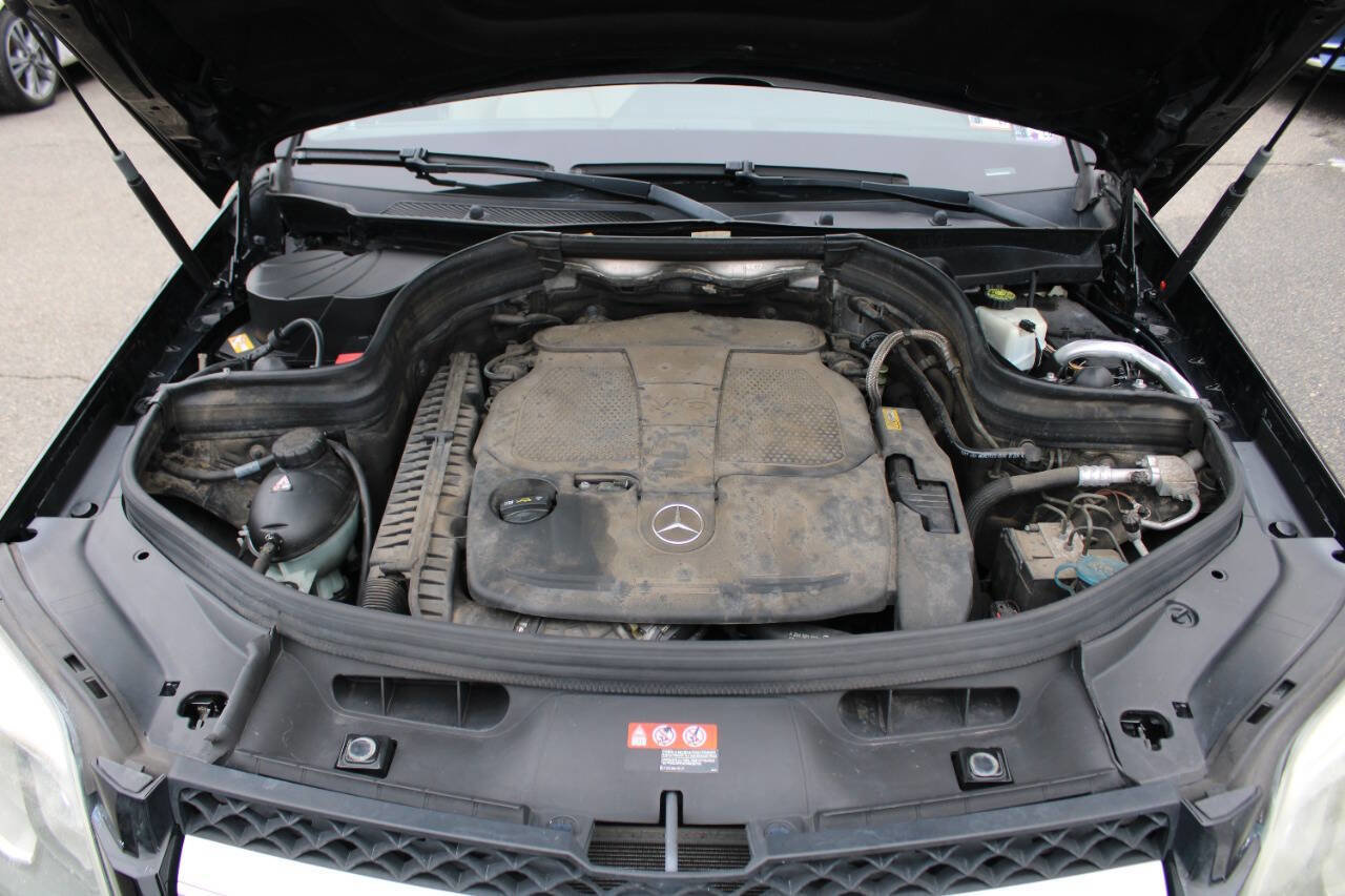 Used 2013 Mercedes-Benz GLK 350 4MATIC image 17