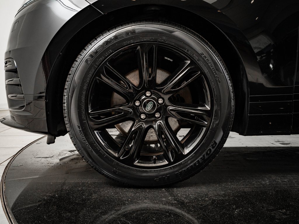 Used 2022 Land Rover Range Rover Velar R-Dynamic S image 13