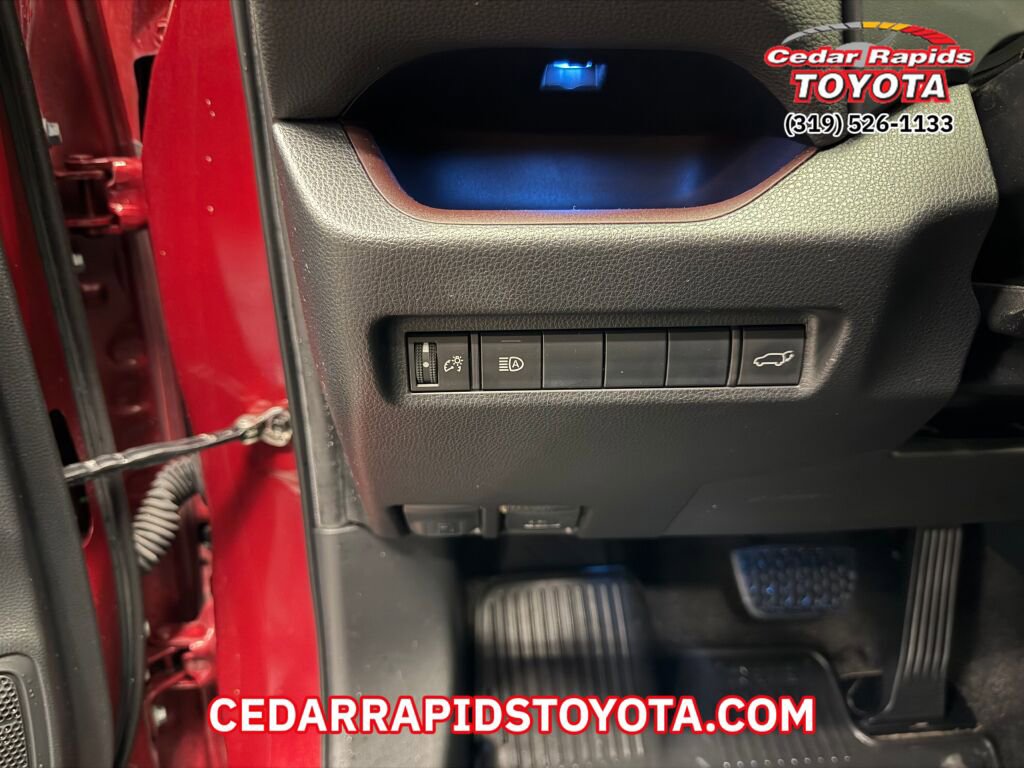 Certified 2019 Toyota RAV4 Limited image 10