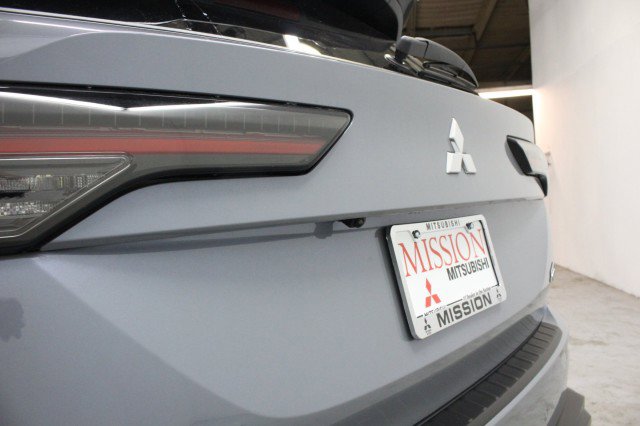 New 2026 Mitsubishi Outlander Trail Edition image 4