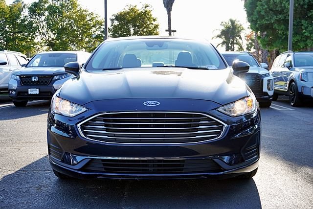 Used 2020 Ford Fusion SE FWD image 5