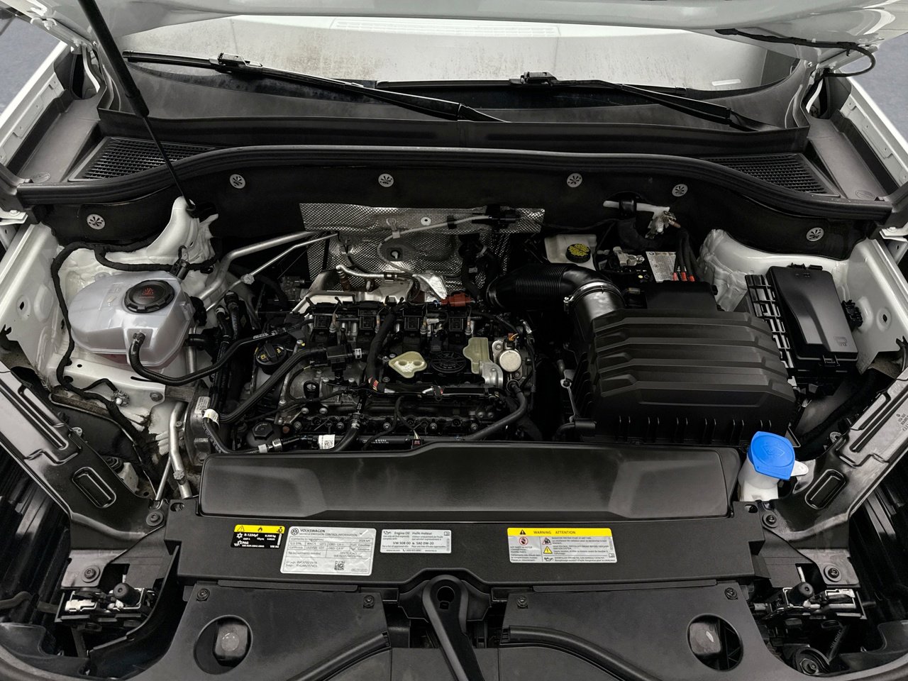 Used 2024 Volkswagen Atlas Cross Sport SE image 24