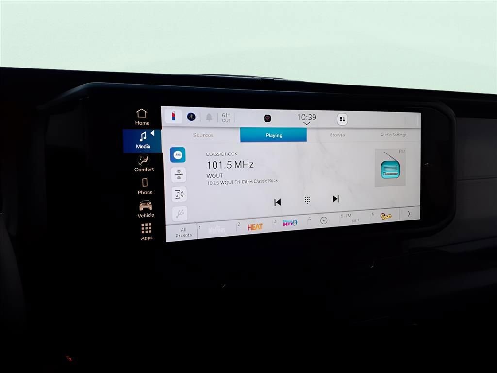 New 2025 Jeep Gladiator Sport image 17