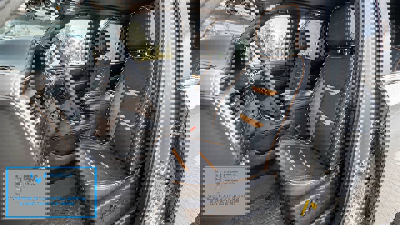 Used 2023 GMC Yukon AT4 w/ Max Trailering Package AWD/4WD image 12