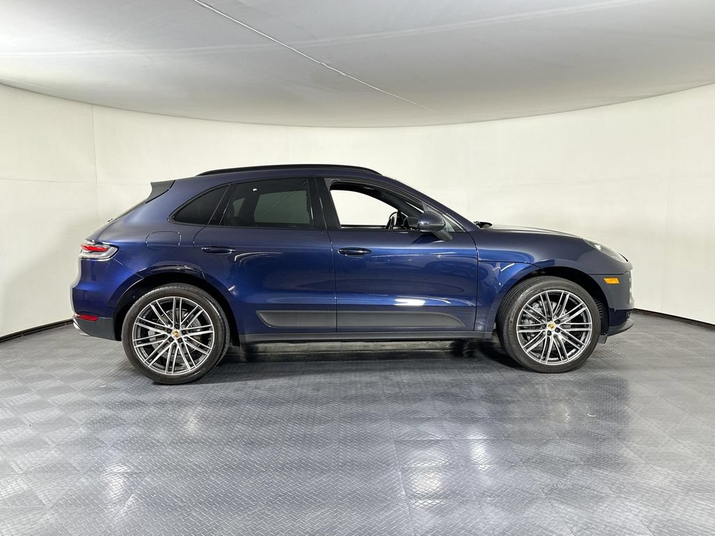 Certified 2019 Porsche Macan S AWD/4WD image 8