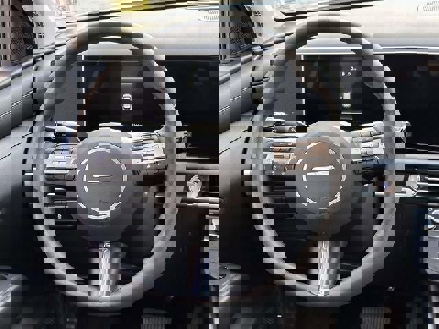 Used 2025 Hyundai Tucson SE image 21