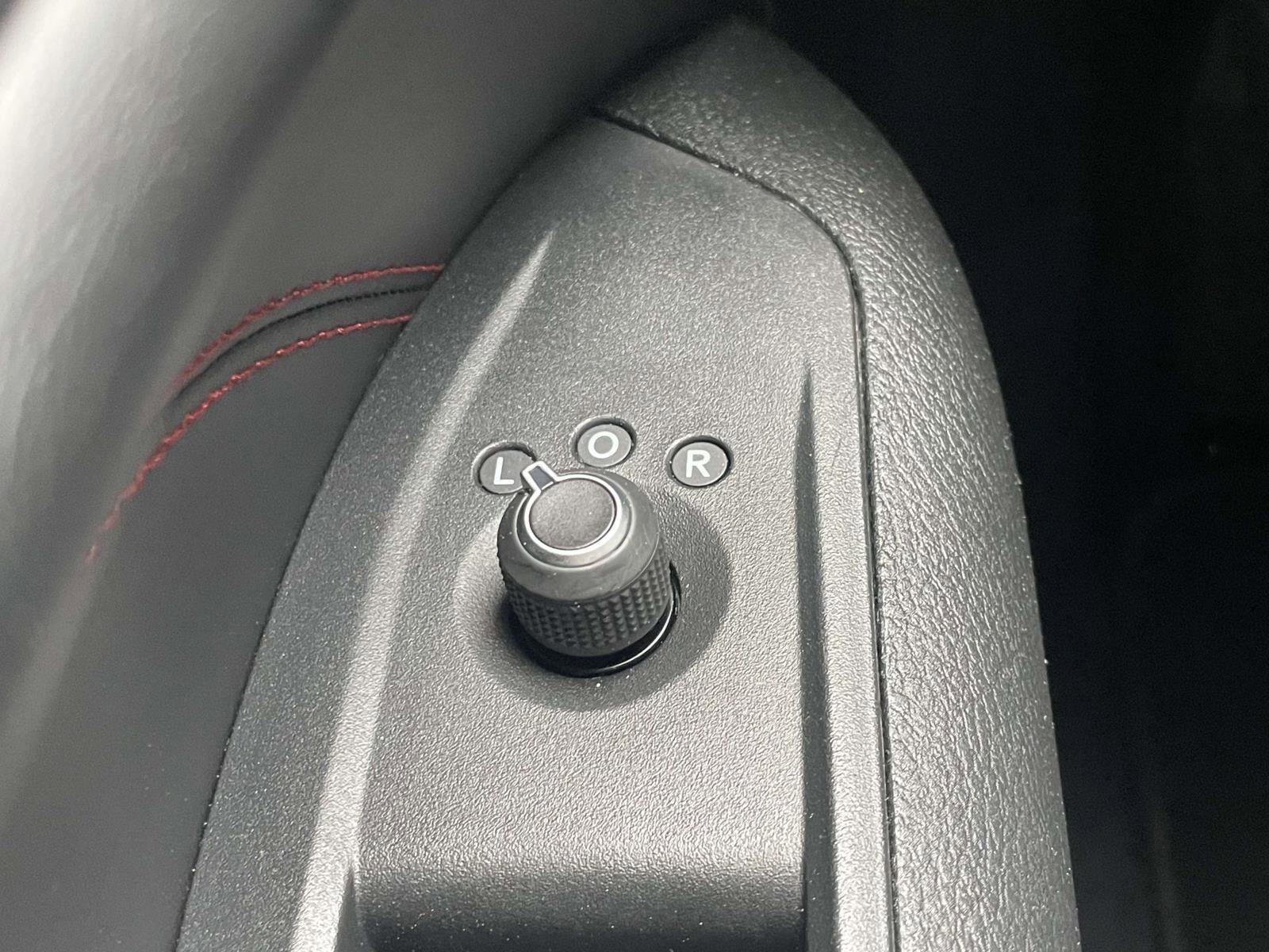 Used 2022 Jeep Compass Trailhawk w/ Trailhawk Convenience Group image 23