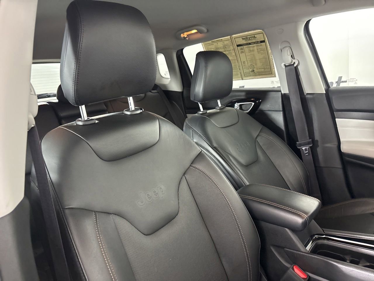 Used 2022 Jeep Compass Limited AWD/4WD image 25