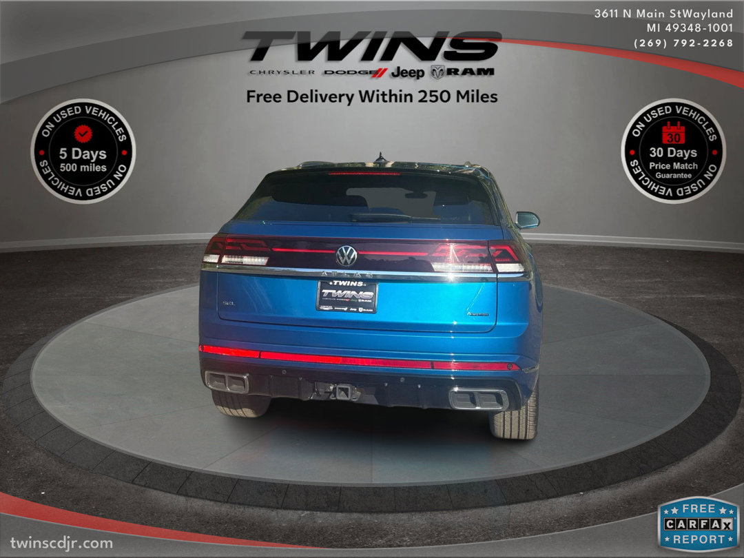 Used 2025 Volkswagen Atlas Cross Sport SEL Premium R-Line image 5