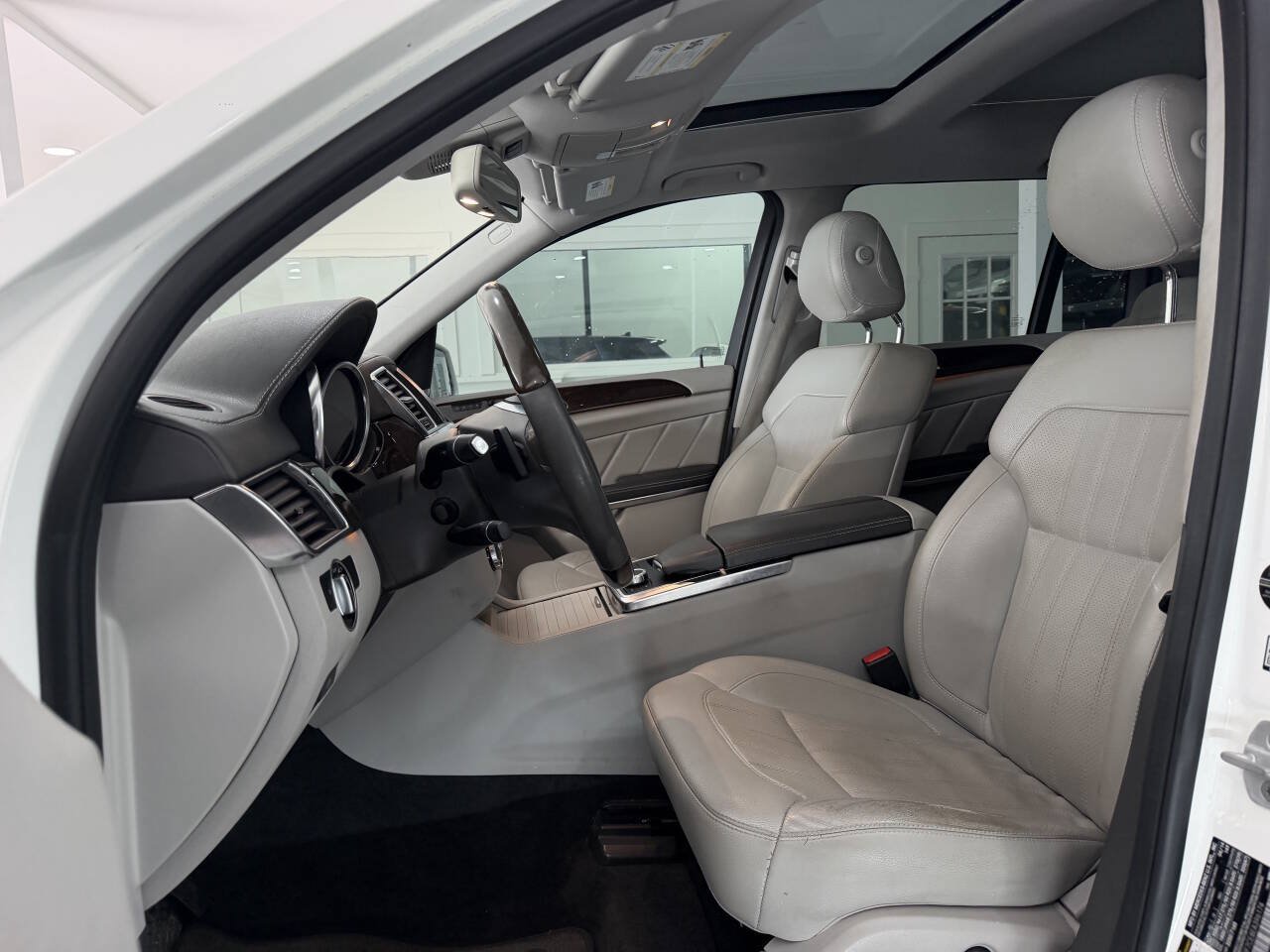 Used 2014 Mercedes-Benz GL 450 4MATIC image 12