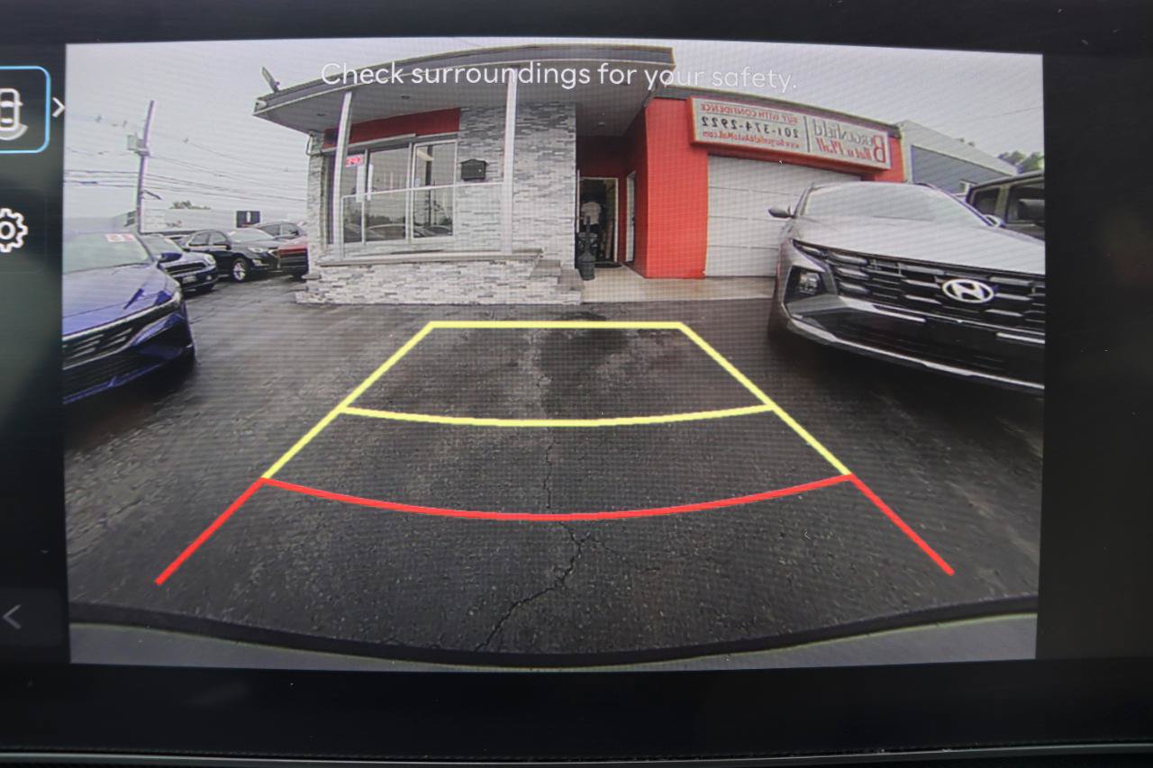 Used 2025 Hyundai Sonata SEL FWD image 31