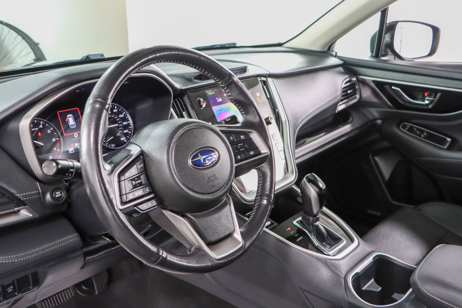 Used 2023 Subaru Outback Limited image 23