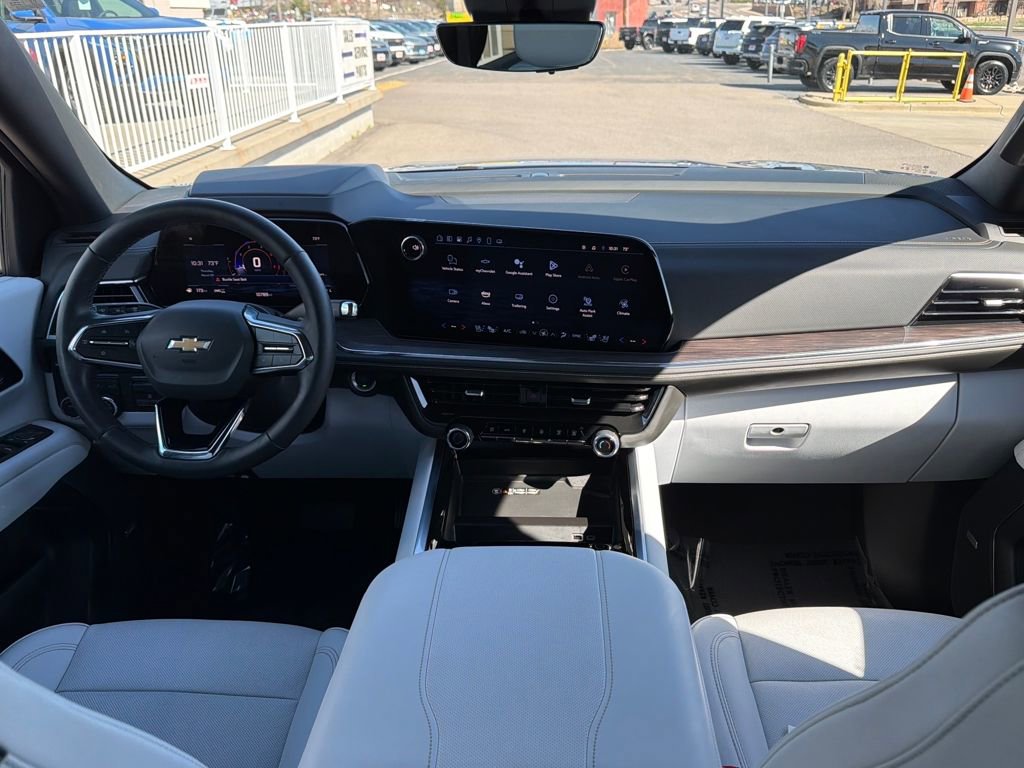 Used 2025 Chevrolet Tahoe Premier image 12