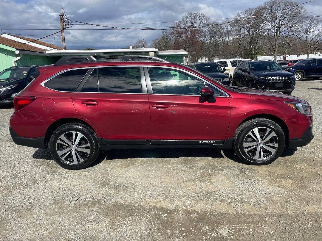 Used 2019 Subaru Outback 3.6R Limited AWD/4WD image 9