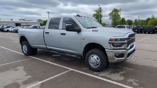 New 2026 RAM 3500 Tradesman AWD/4WD image 2